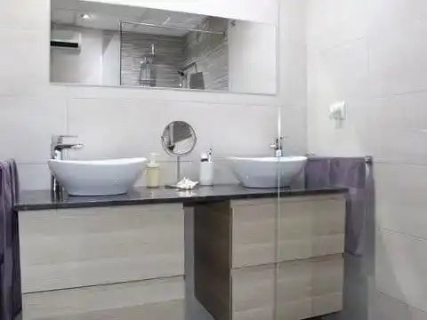 Bathroom of Flat for sale in Torrent  with Air Conditioner and Balcony