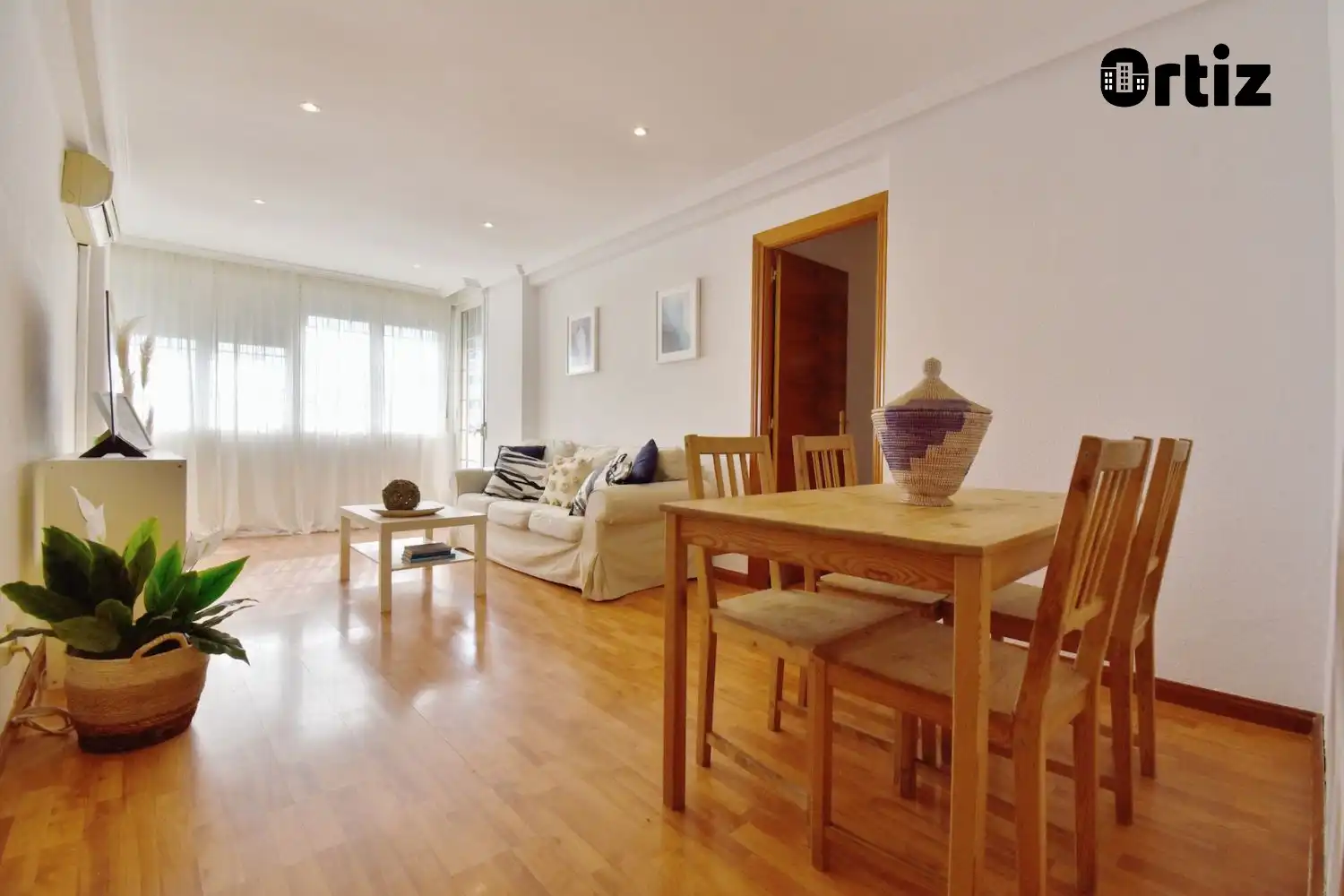 Sala d'estar de Pis en venda en Torrejón de Ardoz amb Aire condicionat, Calefacció i Terrassa