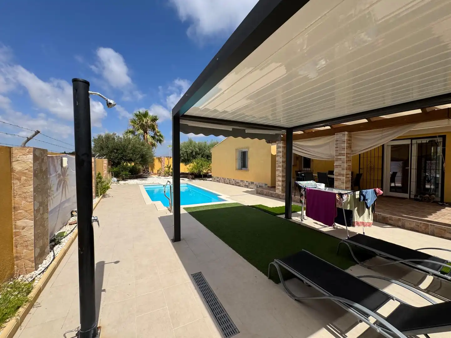 Detached house with pool to rent in Calle Francisco de Orellana 21, imagen 3