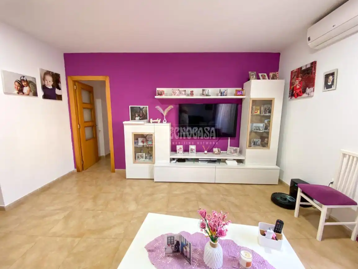 Wohnzimmer von Wohnung zum Verkauf in Viator mit Abstellraum