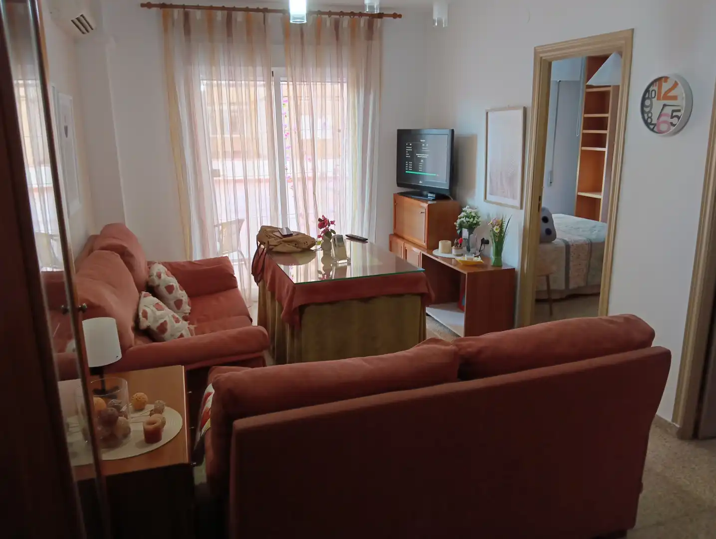 Sala de estar de Piso de alquiler en Granada con Amueblado