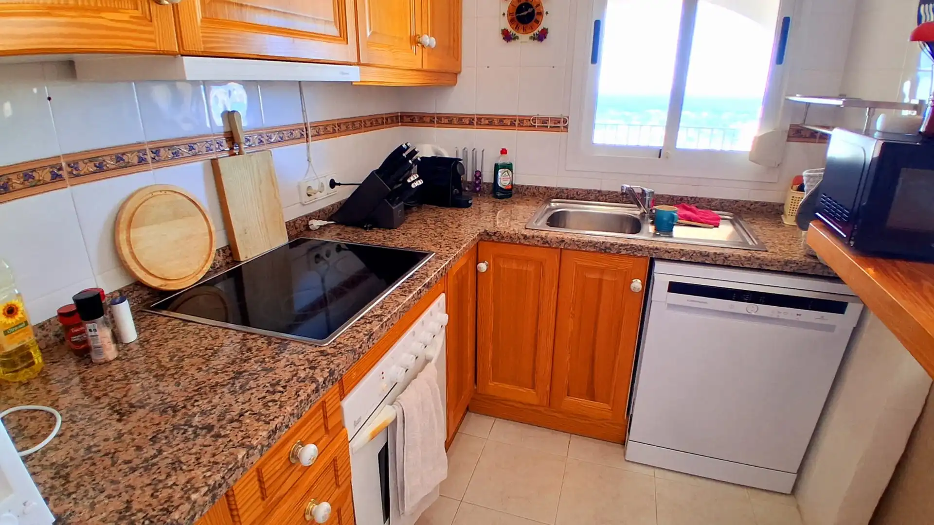 Cocina de Casa o chalet en venta en Calpe / Calp con Aire acondicionado, Calefacción y Terraza