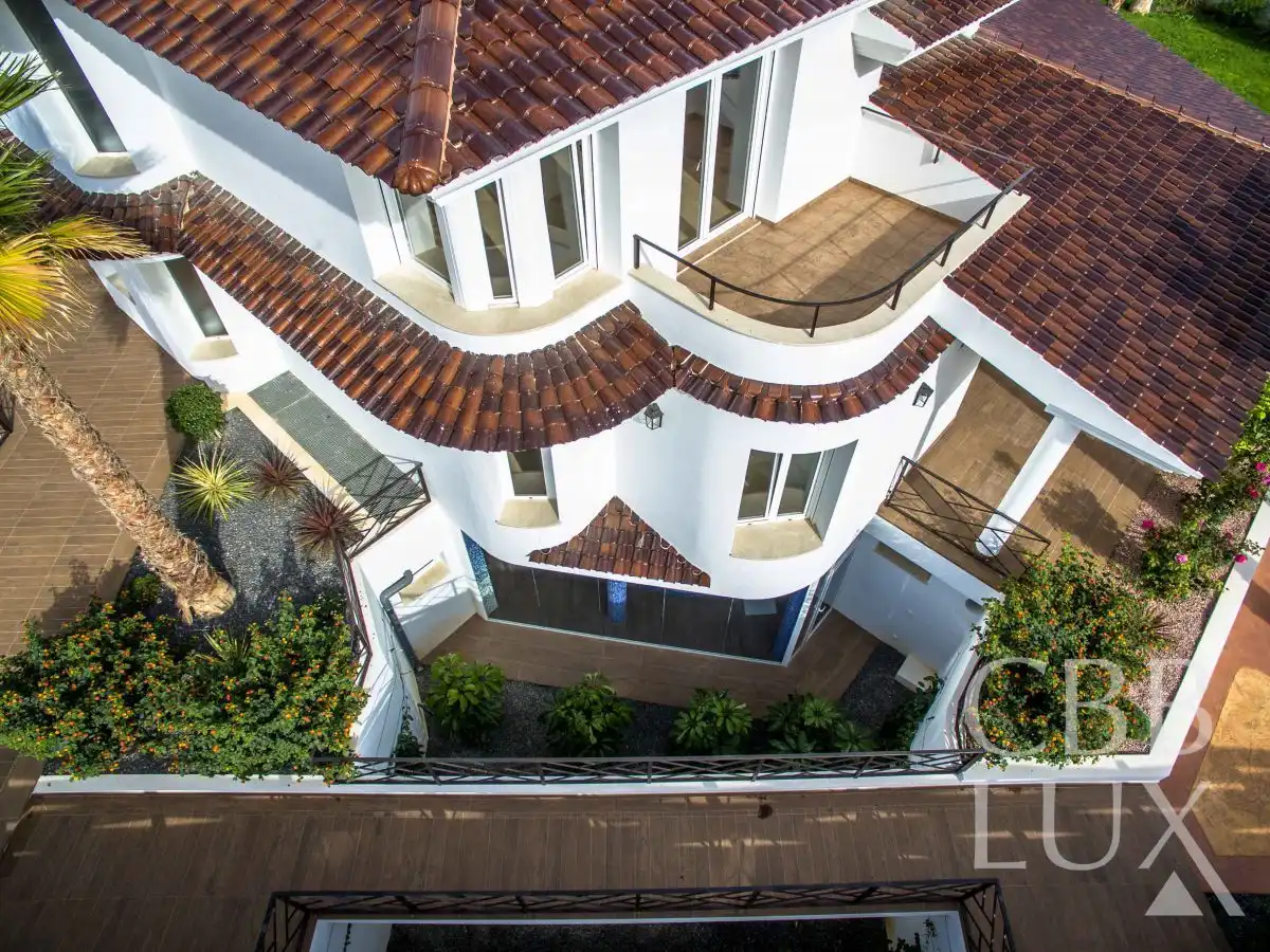 Chalet con terraza en venta en Pueblo - Urbanizaciones, imagen 25