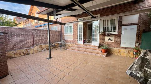 Foto 2 de Casa adosada en venta en Villanueva de la Torre, Guadalajara