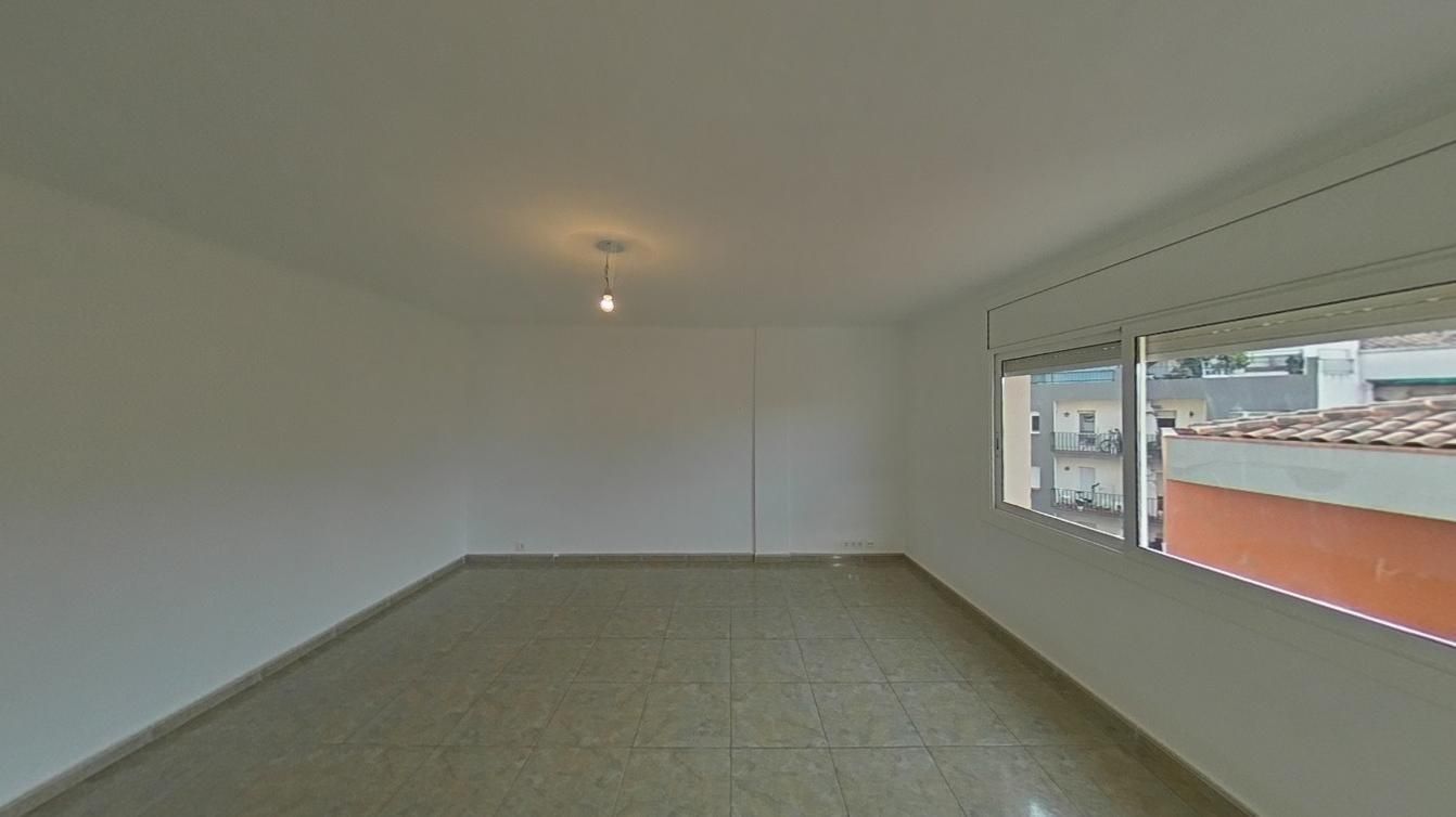 Flat for sale in de Sant Narcís, Sant Narcís
