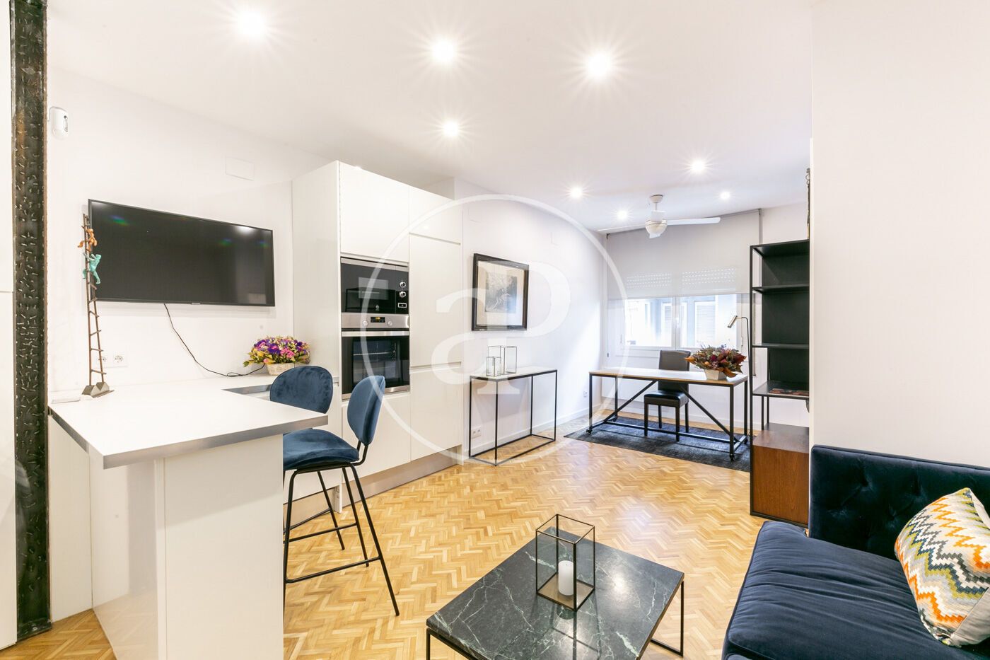Exterior view of Flat for sale in  Barcelona Capital  with Heating and Furnished