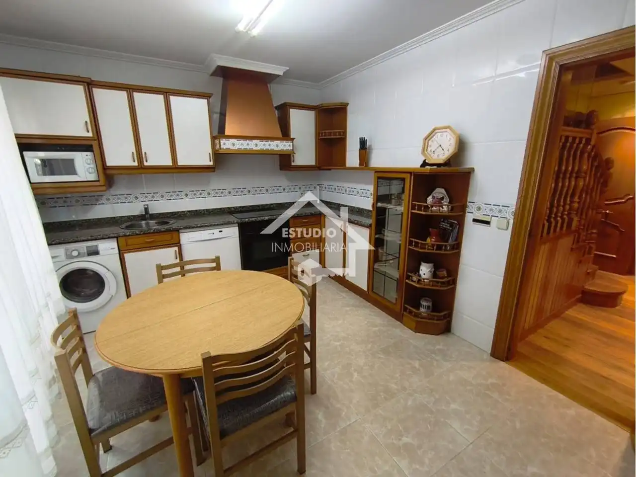 Cuina de Casa o xalet en venda en Lodosa amb Aire condicionat, Calefacció i Parquet