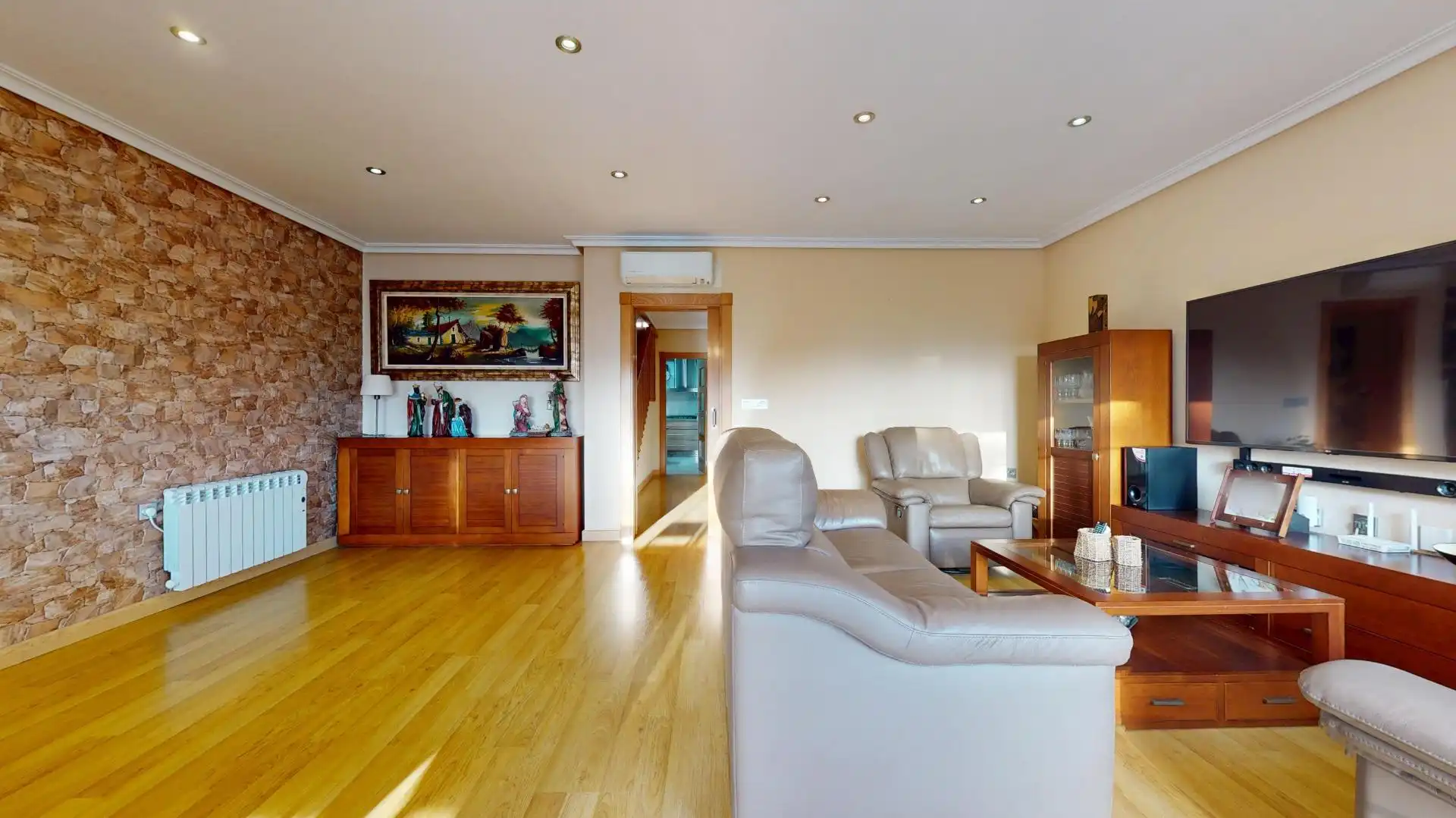 Sala d'estar de Casa adosada en venda en Pilar de la Horadada amb Aire condicionat, Terrassa i Balcó