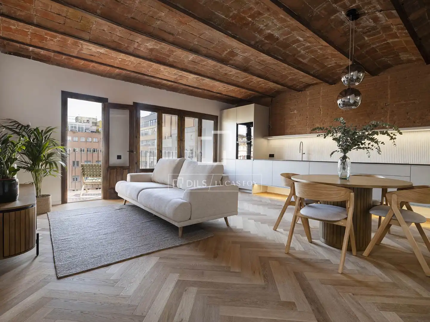 Living room of Flat for sale in Barcelona  with Air Conditioner, Heating and Parquet flooring