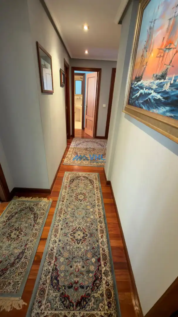 Flat for rent in Castro-Urdiales  with Heating, Terrace and Furnished