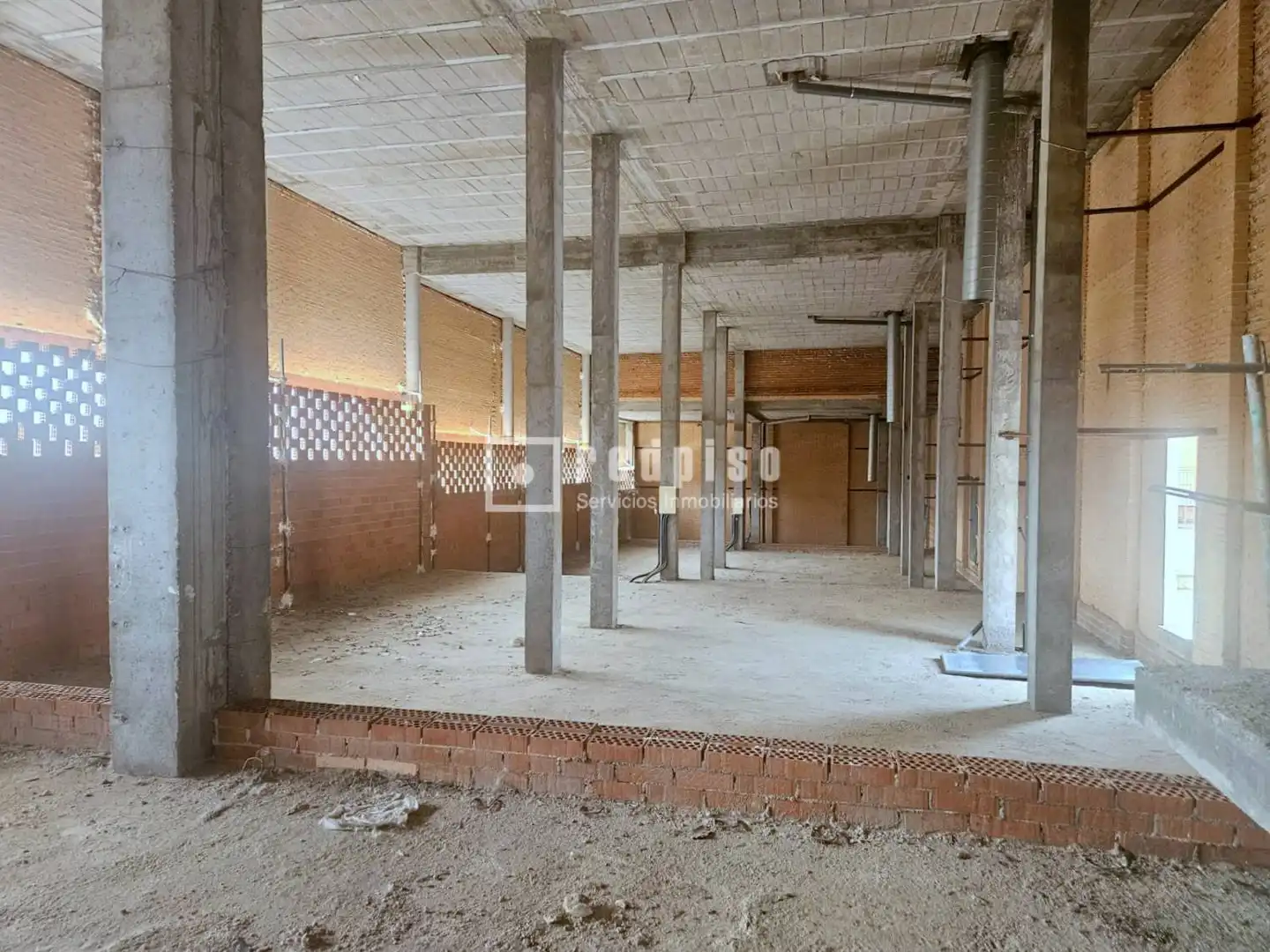 Local en venta en Illescas con Terraza