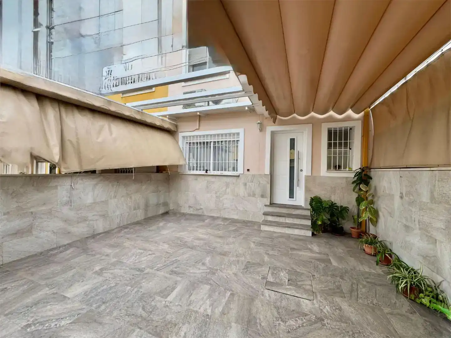 Terrassa de Casa adosada en venda en Andújar amb Aire condicionat i Balcó