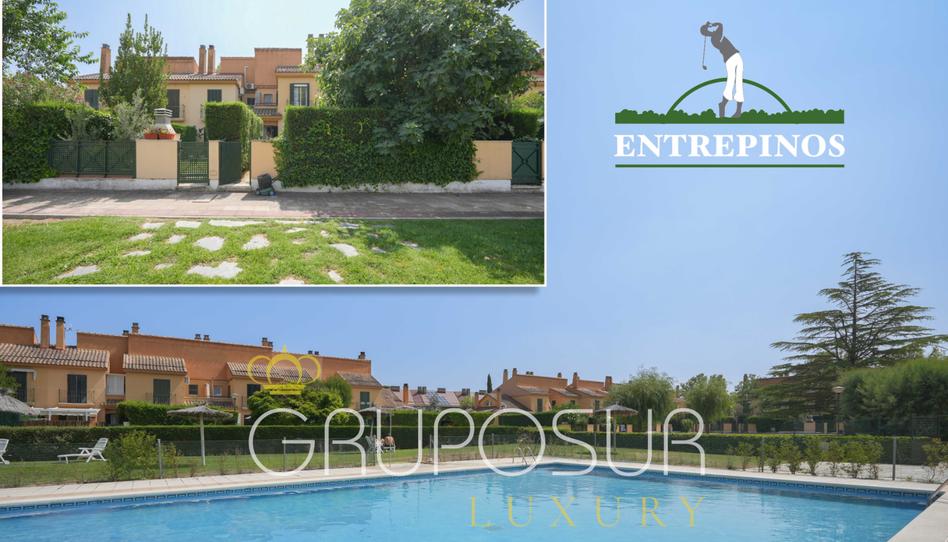 Foto 1 de Casa adosada en venda a Avenida Golf, 43, Simancas, Valladolid