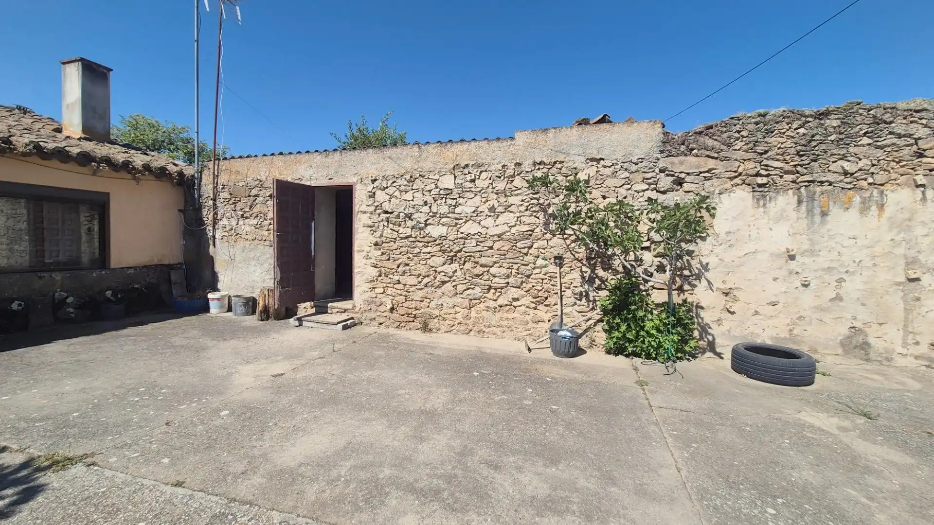Vista exterior de Casa o xalet en venda en Villaseco de los Gamitos