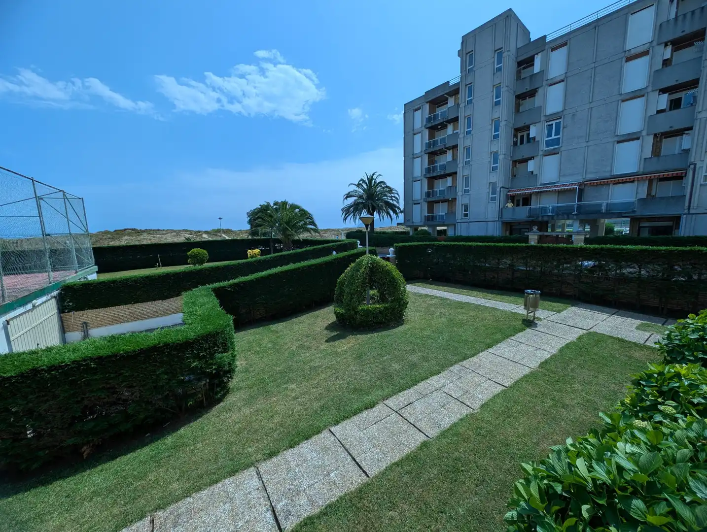 Flat for sale in Laredo - CALLE ENRIQUE MOWINCKEL- RCIA AMANECER, 84, Zona Playa