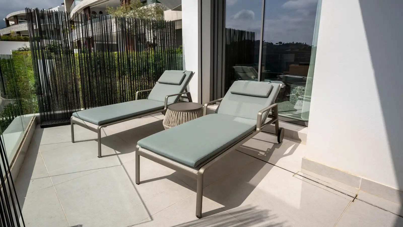 Terrasse von Wohnung zum Verkauf in Benahavís mit Terrasse, Abstellraum und Möbliert
