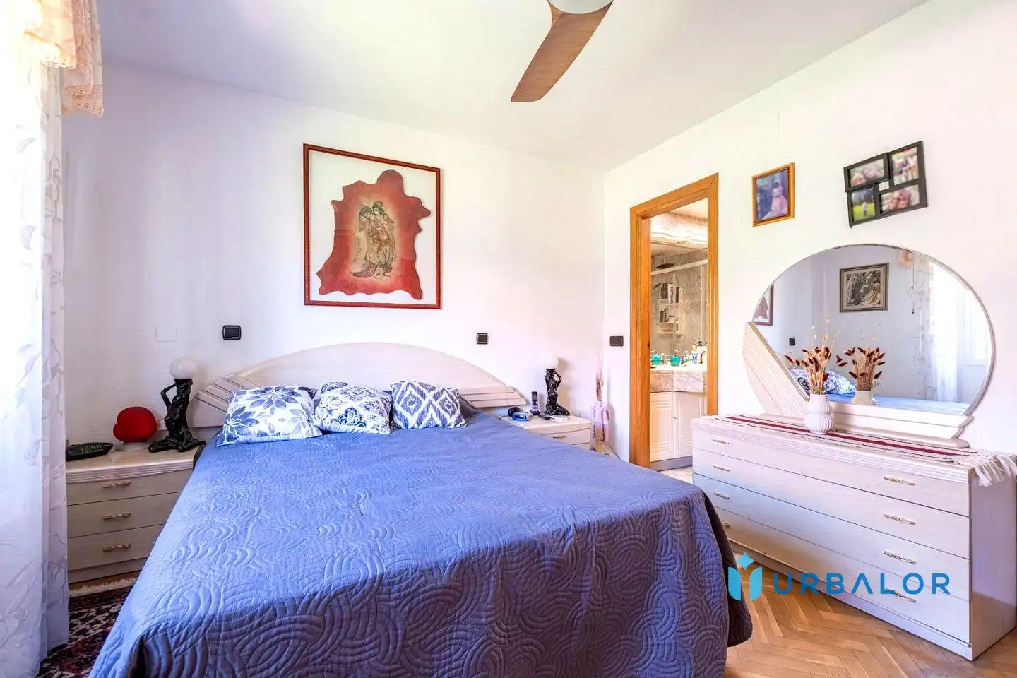 Habitación de Casa adosada en venta en Alcorcón con Calefacción, Jardín privado y Parquet