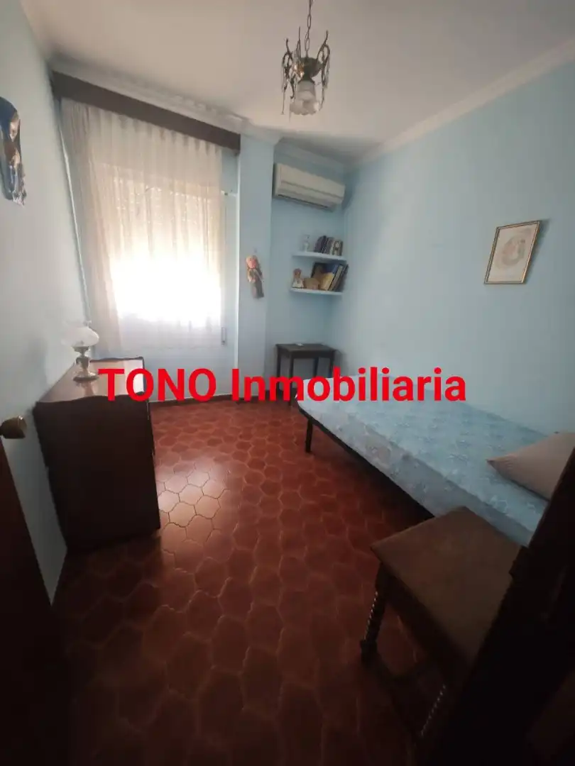 Dormitori de Casa o xalet en venda en Écija amb Aire condicionat, Terrassa i Balcó