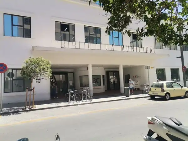 Vista exterior de Ático para compartir en Almería con Terraza, Amueblado y Horno