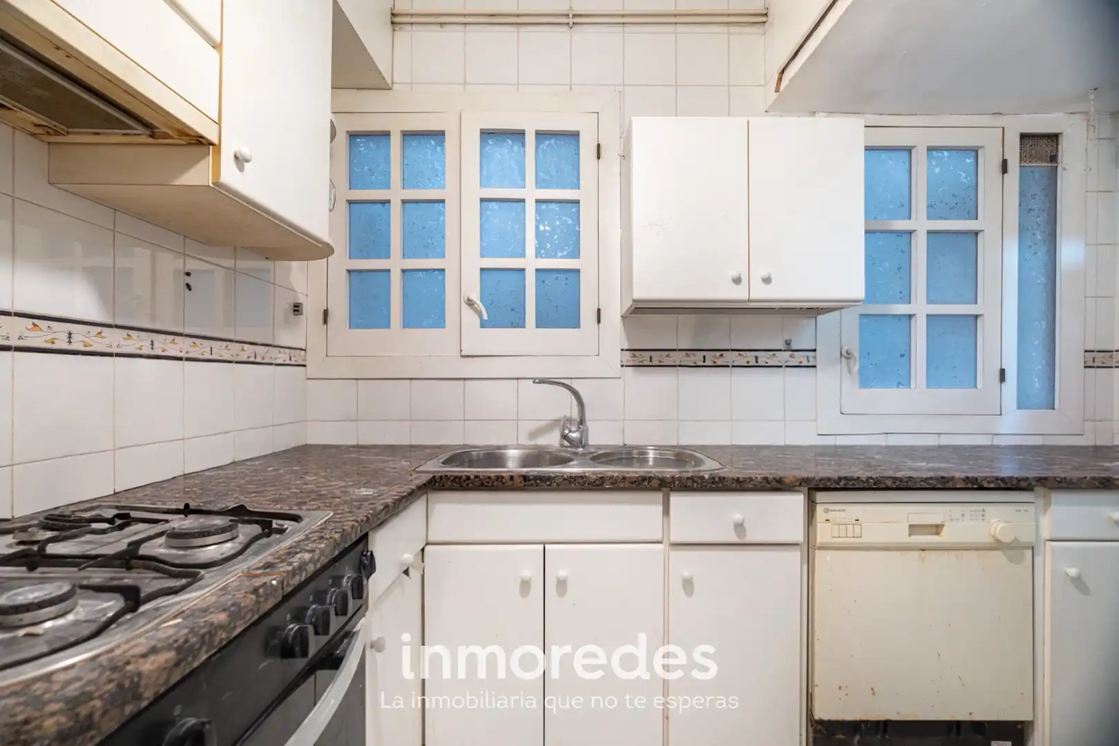 Cocina de Piso en venta en Barcelona con Parquet y Horno