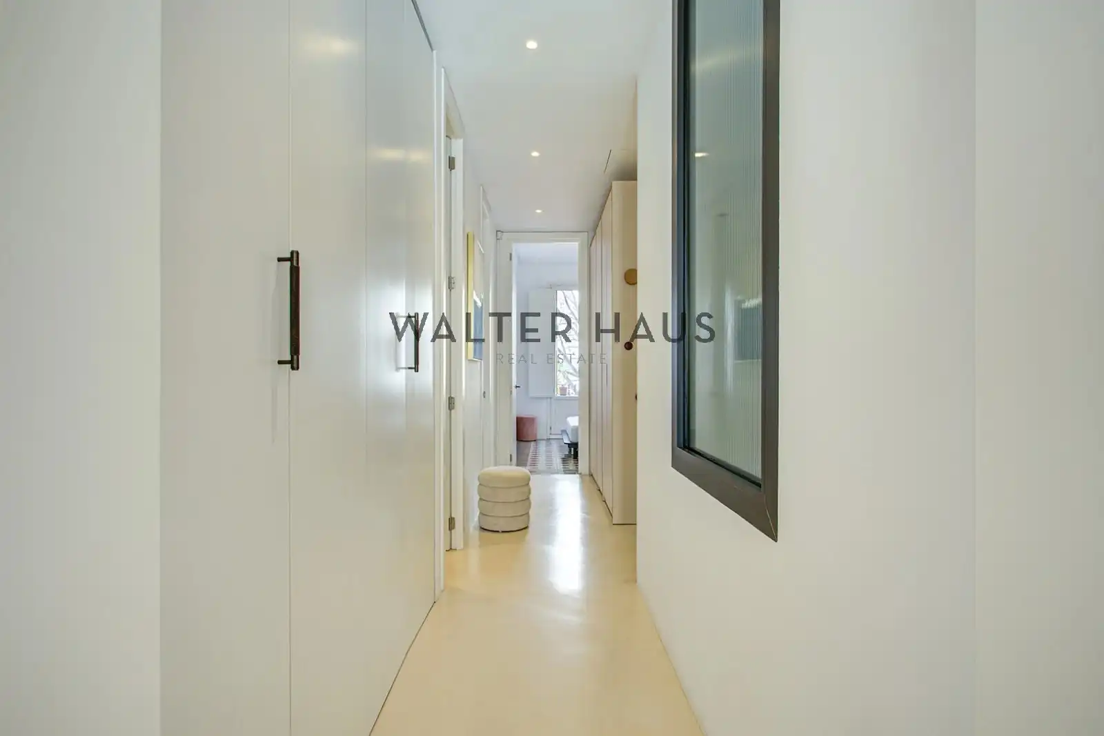 Piso en venta en Barcelona con Aire acondicionado, Calefacción y Balcón