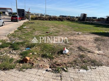 Terreno industriale in vendita a Calle MAESTRO