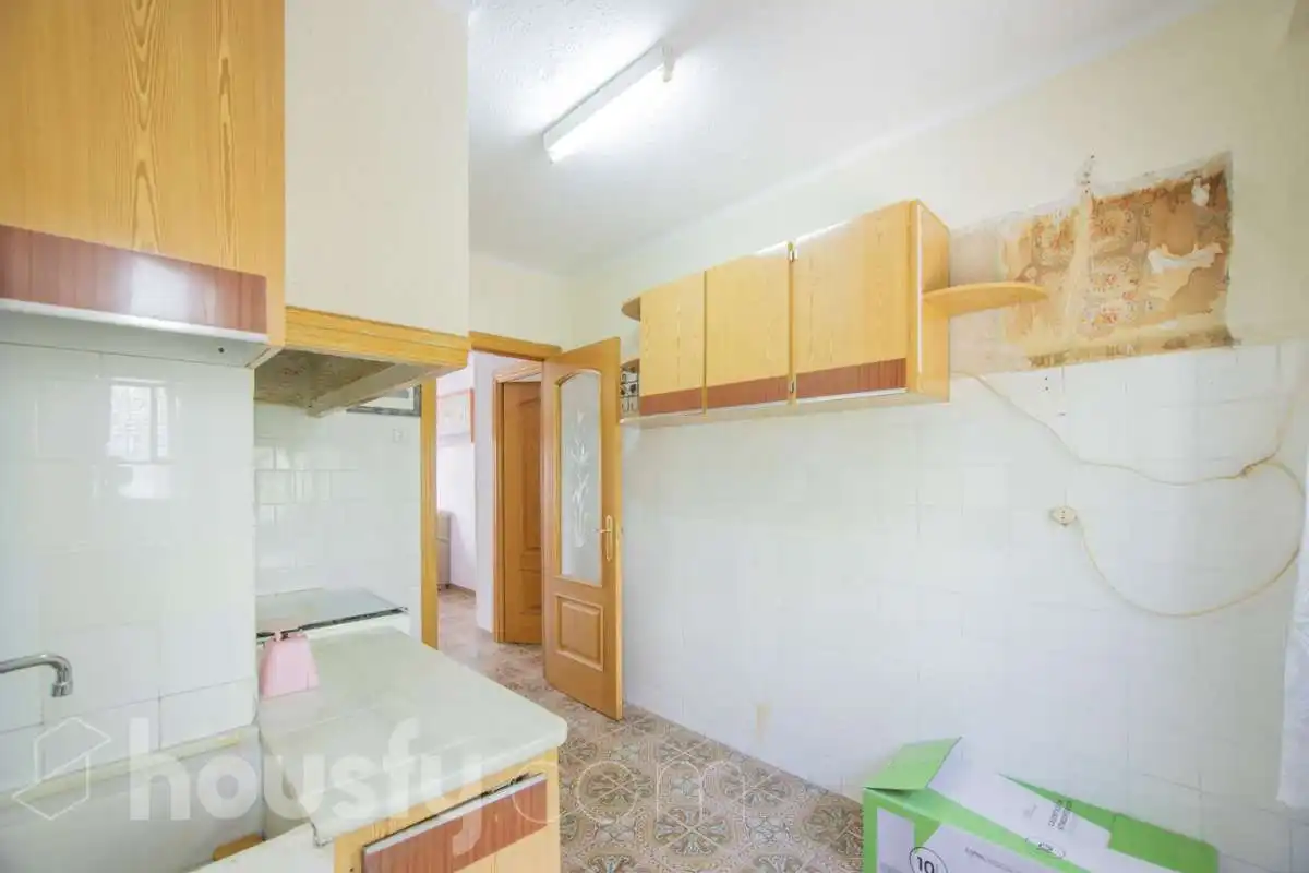 Kitchen of Flat for rent in Benetússer  with Air Conditioner, Furnished and Balcony