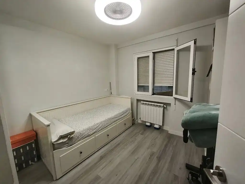 Dormitori de Pis en venda en Collado Villalba amb Calefacció, Terrassa i Traster