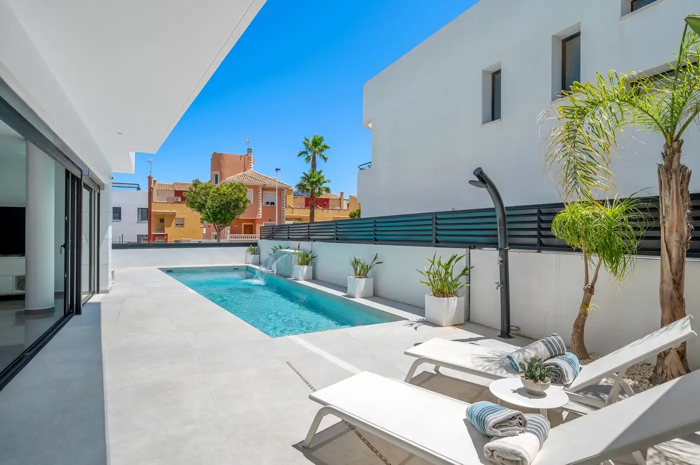 Piscina de Casa o chalet en venta en Guardamar del Segura con Calefacción, Jardín privado y Terraza