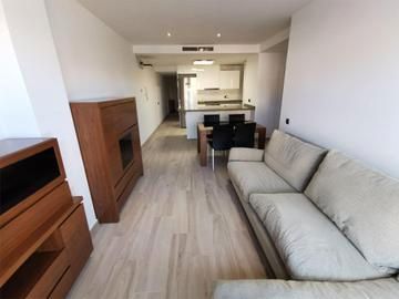 Living room of Flat to rent in  Barcelona Capital  with Air Conditioner, Heating and Furnished