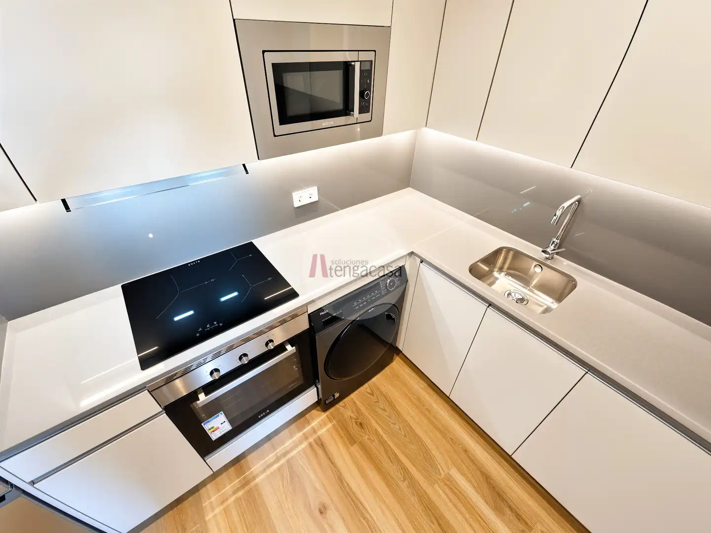 Kitchen of Apartments for sale in Madrid  with Air Conditioner, Heating and Parquet flooring