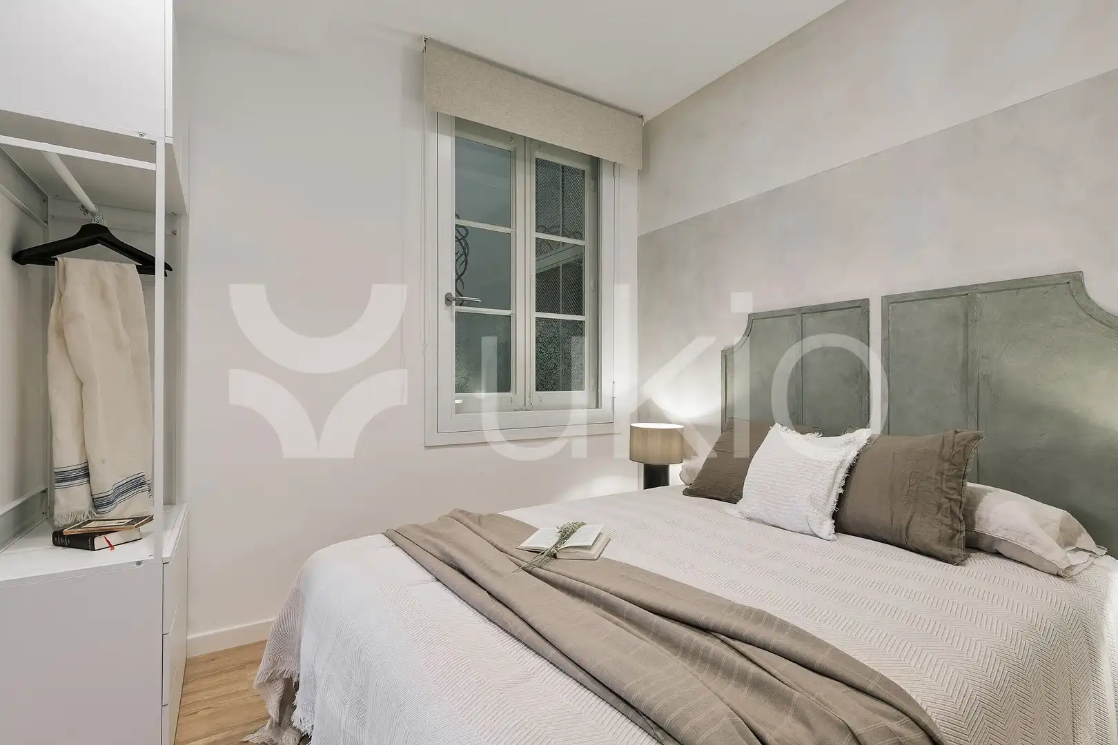 Habitación de Estudio de alquiler en Barcelona con Aire acondicionado, Calefacción y Amueblado