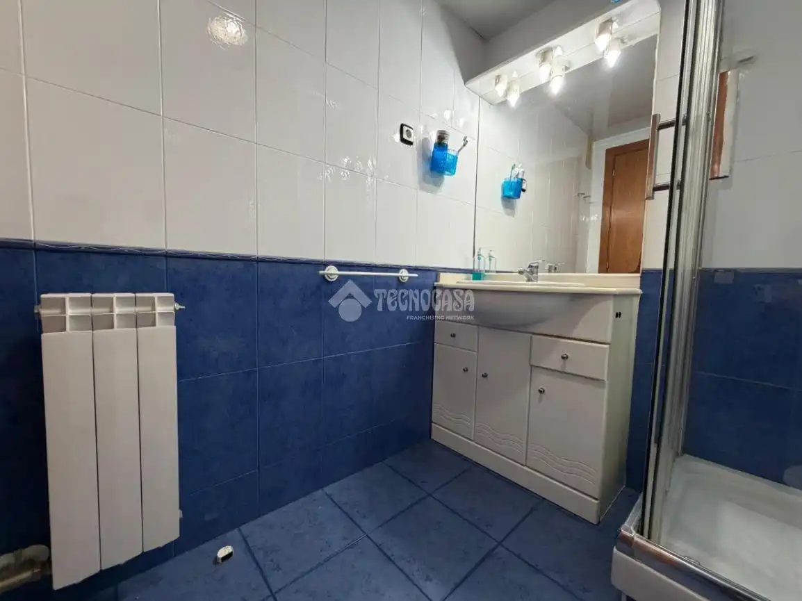 Baño de Piso en venta en Badalona con Aire acondicionado, Trastero y Balcón