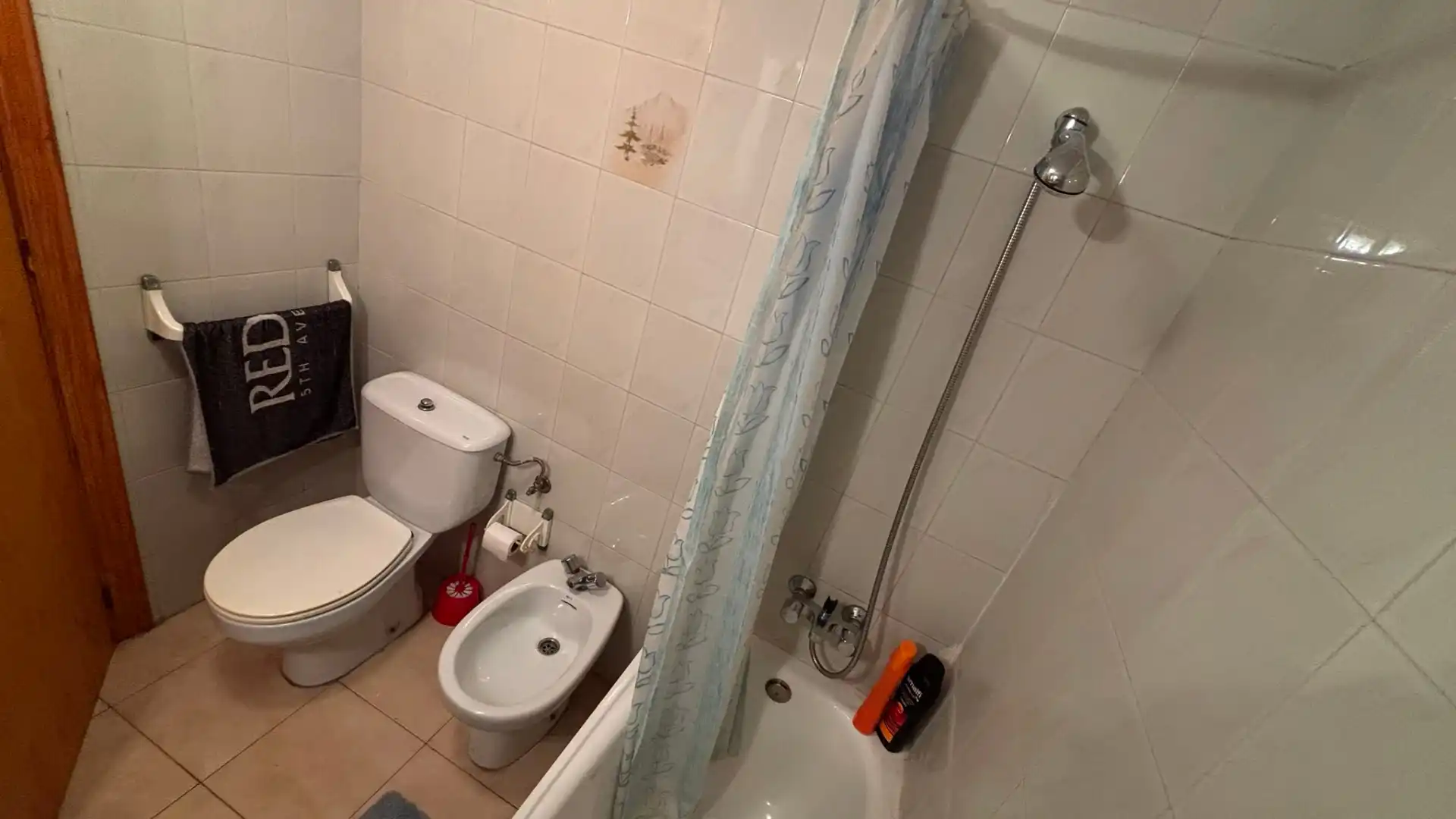 Bathroom of Apartments for sale in Torrevieja  with Terrace, Furnished and Oven