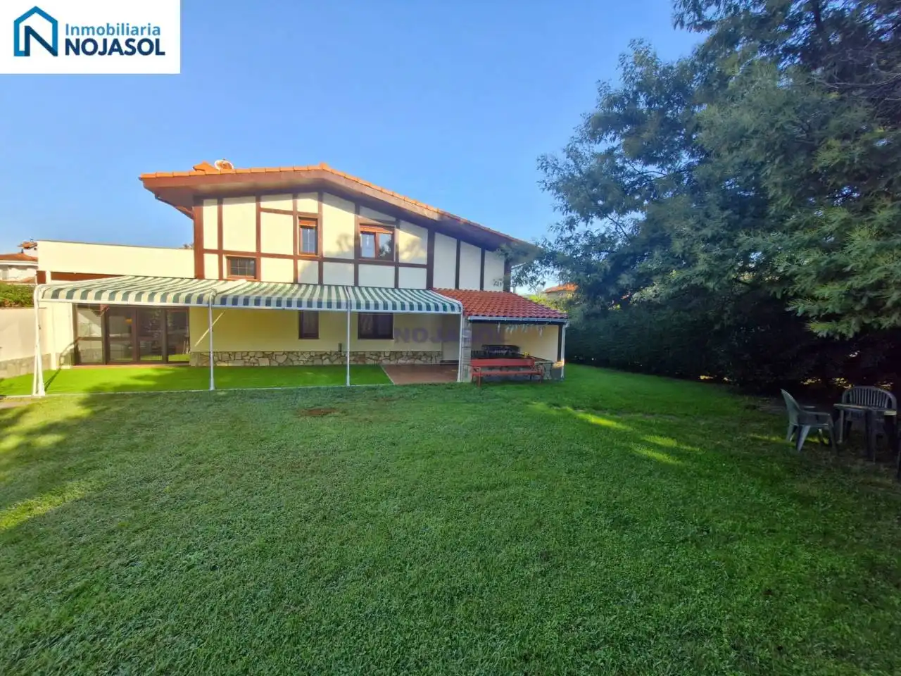 Jardín de Casa o chalet en venta en Meruelo, Cantabria