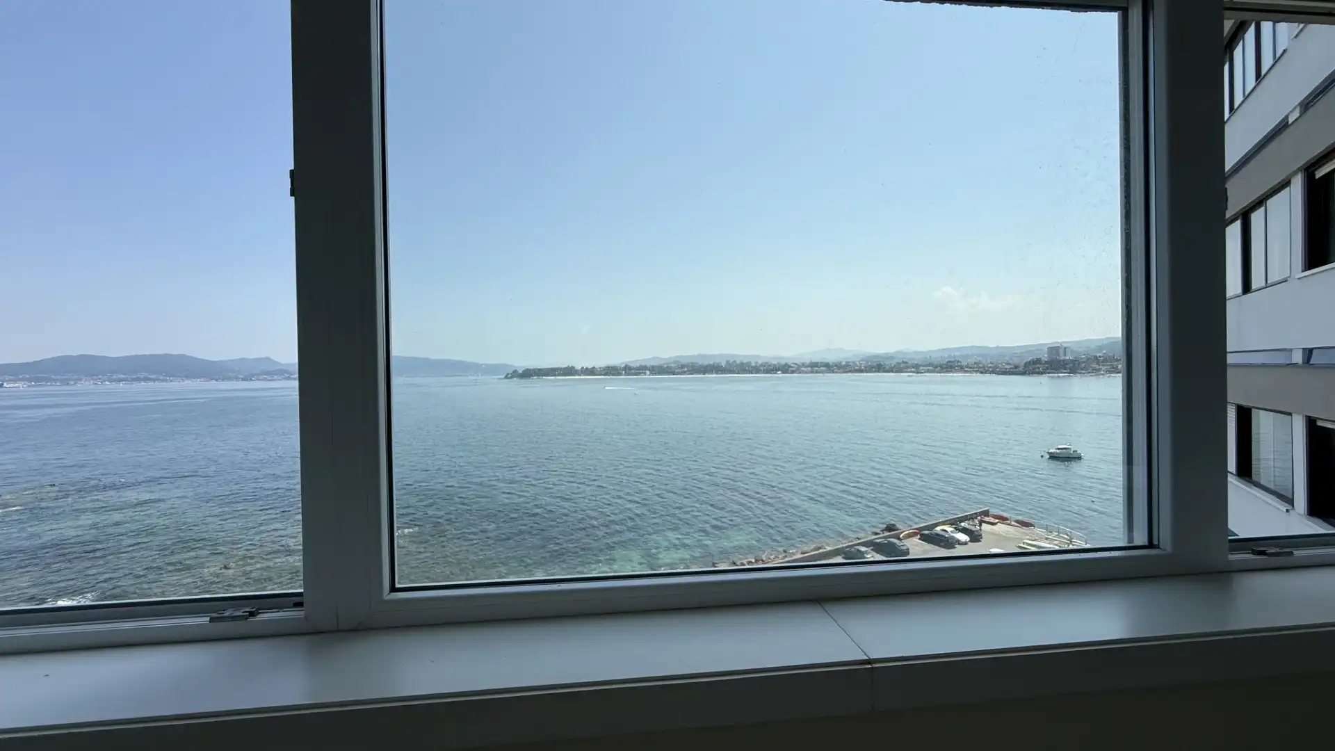 Habitación de Piso en venta en Vigo  con Calefacción, Jardín privado y Amueblado
