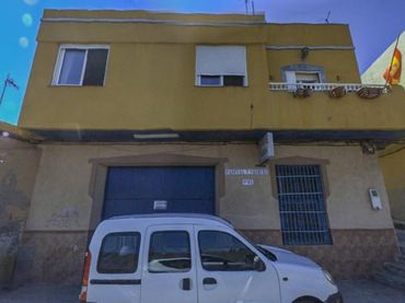 Maison mitoyenne à vendre à San Isidro (Barrio Santa Lucia)