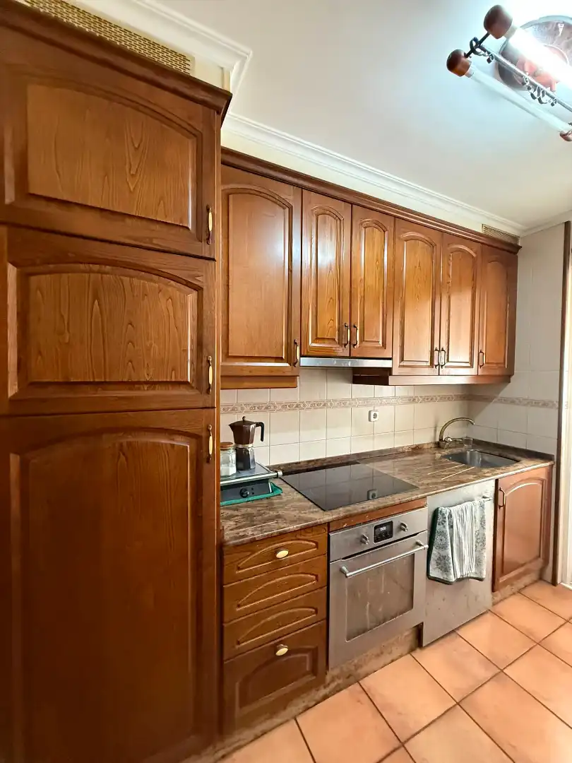 Cuina de Dúplex en venda en Narón amb Calefacció, Parquet i Traster
