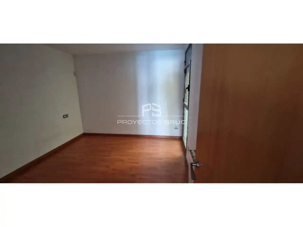 Schlafzimmer von Gebäude zum Verkauf in Manresa