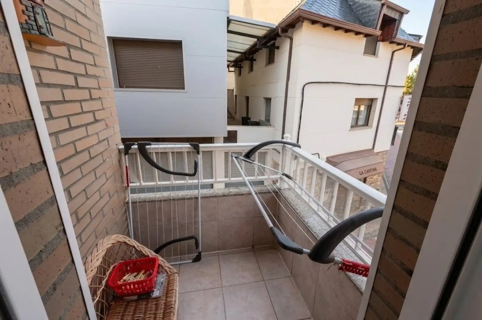 Terrassa de Pis en venda en Fabero amb Calefacció i Moblat