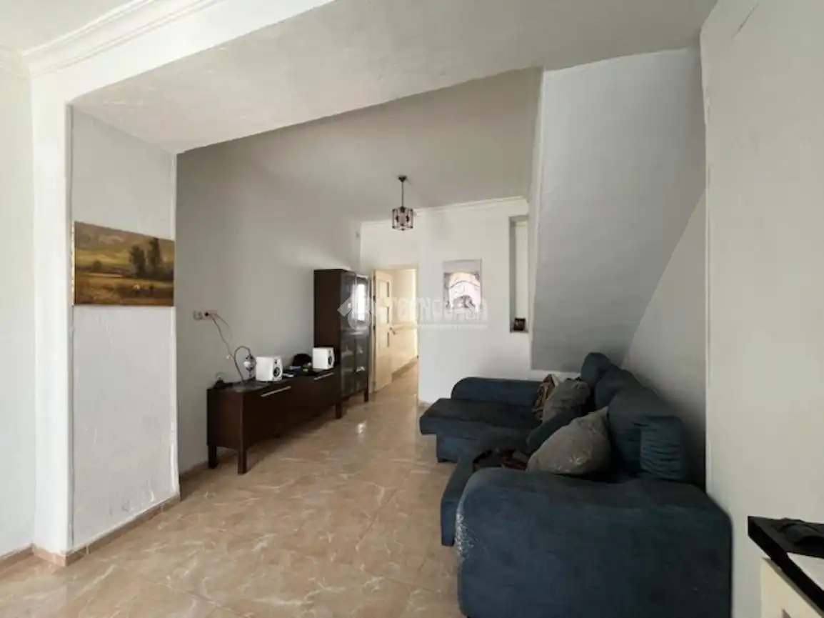 Sala de estar de Casa adosada en venta en Pilas con Aire acondicionado y Amueblado
