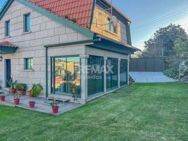 Terrace of Houses for sale in Vigo   with Heating, Private garden and Storage room