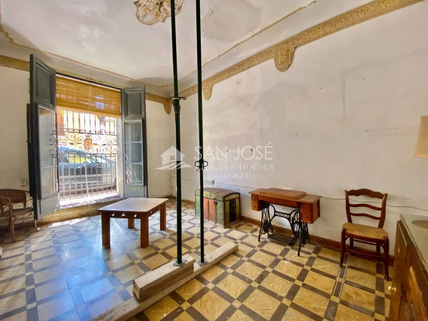 Casa o xalet en venda en Aspe amb Terrassa, Traster i Moblat