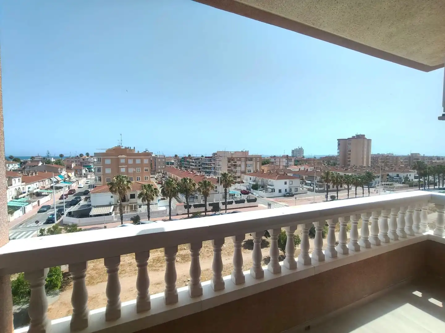 Außenansicht von Wohnungen zur Miete in Santa Pola mit Klimaanlage, Heizung und Terrasse