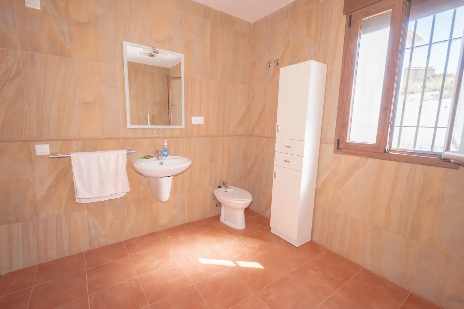 Bany de Casa o xalet en venda en Murtas amb Jardí privat, Terrassa i Piscina
