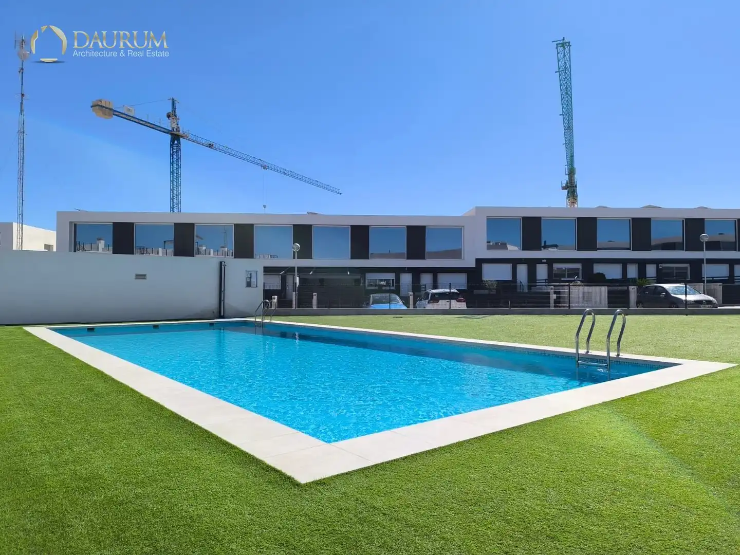 Adossat amb piscina en venda a CALLE DE XIPRE