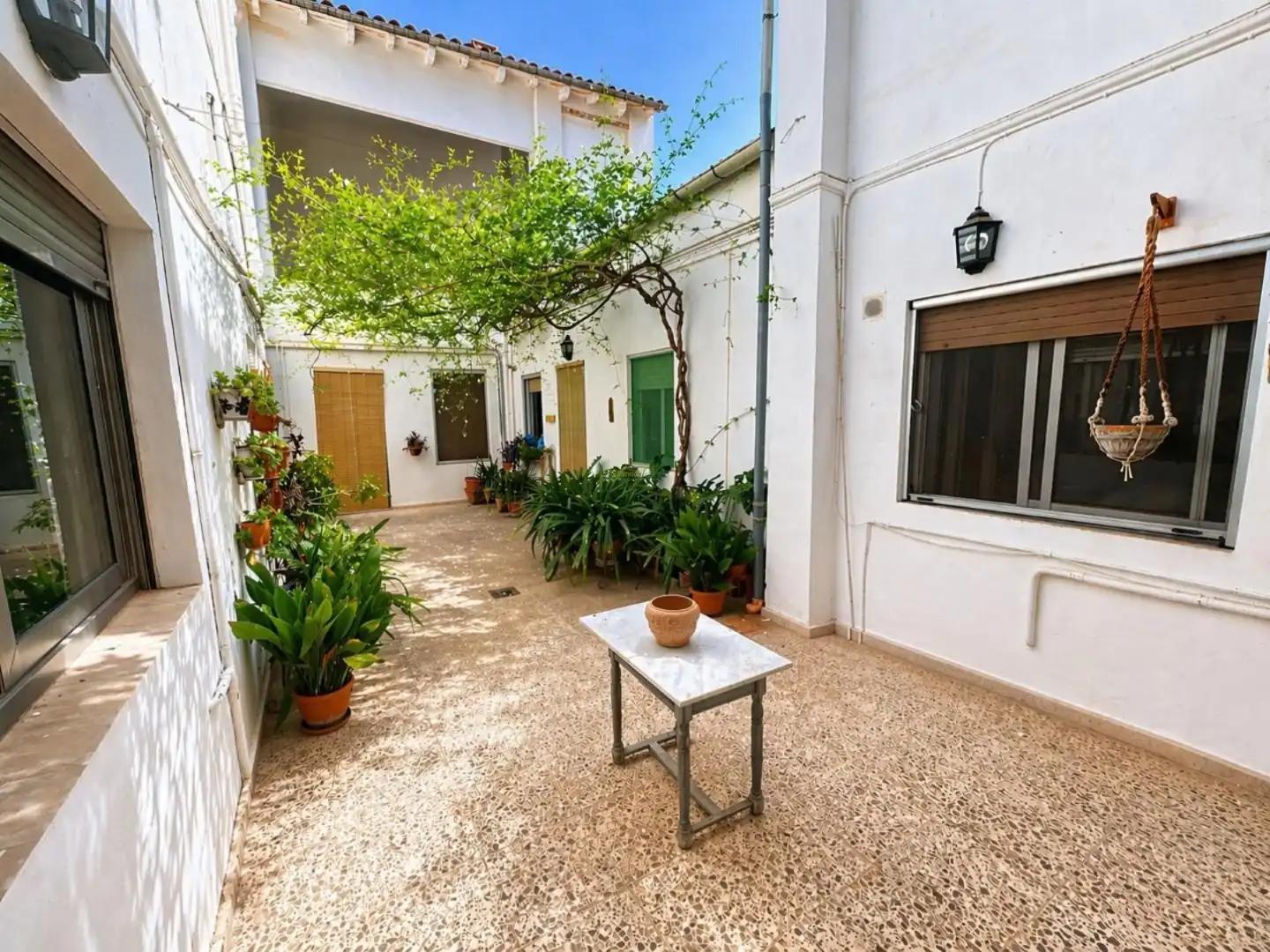 Vista exterior de Casa adosada en venda en Aielo de Malferit amb Calefacció, Terrassa i Traster