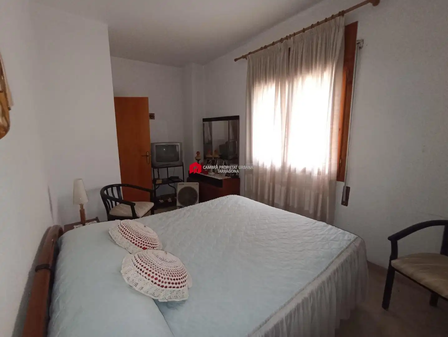 Dormitori de Finca rústica en venda en L'Aldea amb Aire condicionat, Calefacció i Jardí privat