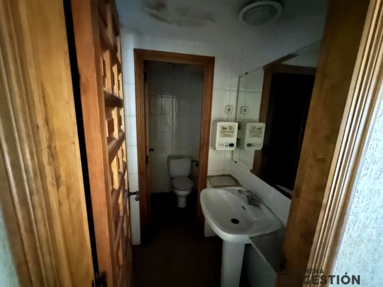 Badezimmer von Geschaftsraum zum Verkauf in Jadraque