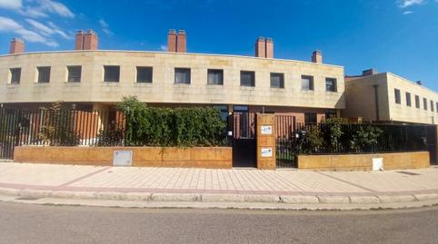 Foto 2 de Casa o xalet en venda a Calle Ronda de las Casitas, Plaza de Toros - Las Tenerías, Burgos